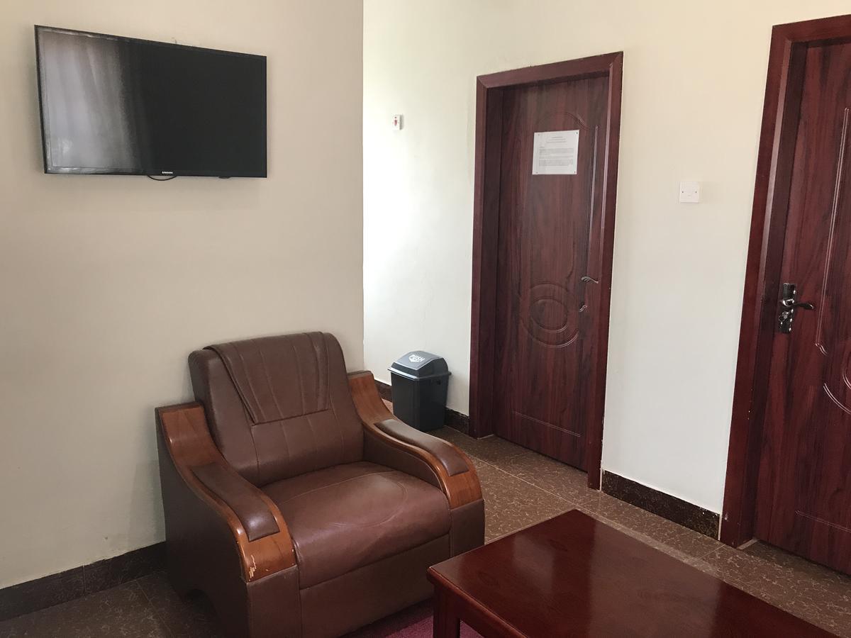 Northern Rock Hotel Mpika Habitación foto